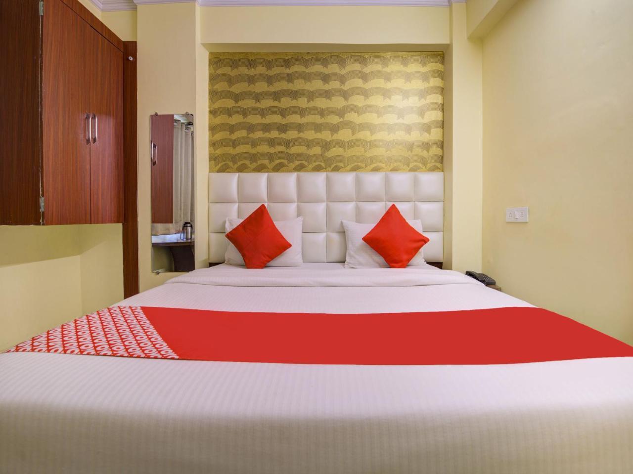 OYO 9209 Hotel Garden Villa Patna  Exteriör bild